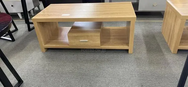 Wooden Center Table · Photo 1