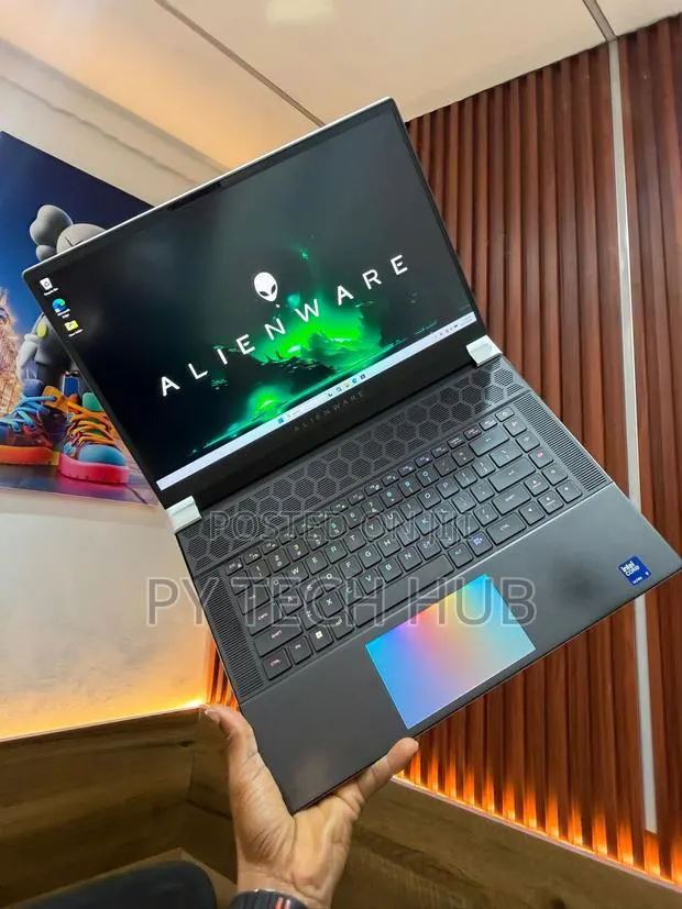 Laptop Alienware X16 R2 32GB Intel Core Ultra 9 SSD 1T
