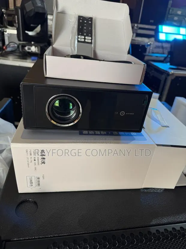 HTP Projector · Photo 1