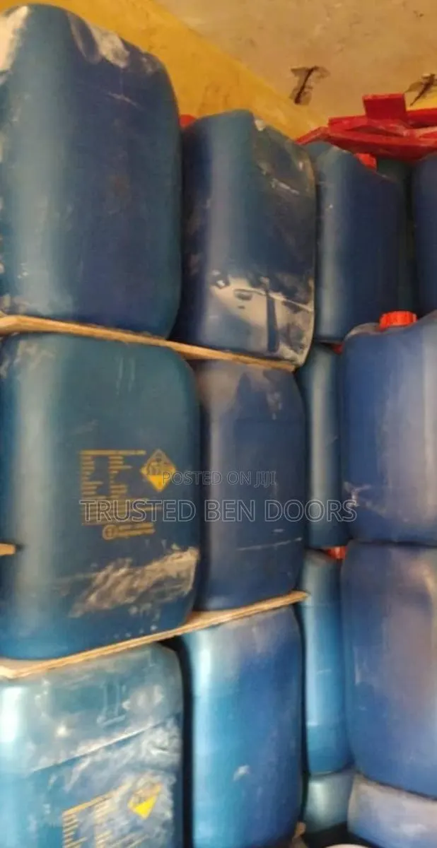 Quality Hydrochloric Acid For Cleaning Tiles · Photo 1