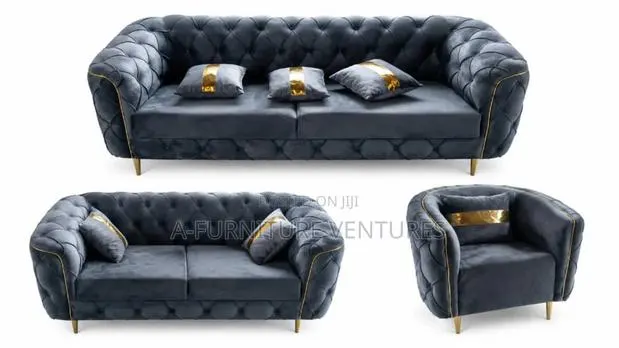 Swade Living Room Sofa · Photo 1