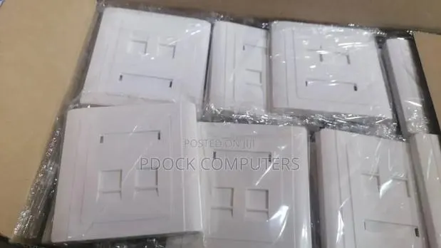 Double Faceplate Cat6 Rj45, Heavy Plate for Universal · Photo 1