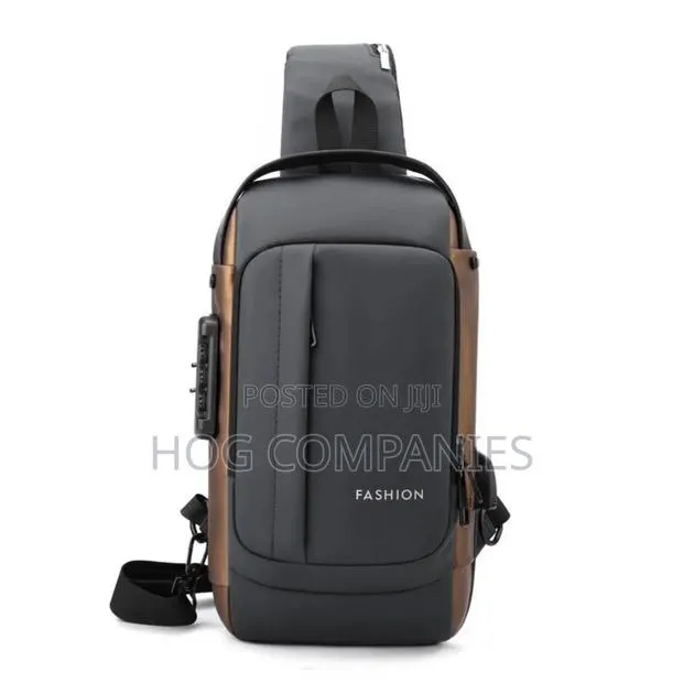 Unisex Anti-Theft Side Bag Multi Compartment Lightweight · Photo 1