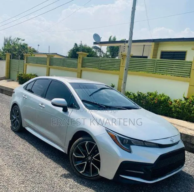 Toyota Corolla XSE 2020 Gray · Photo 1