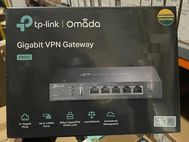 TP-Link Omada Gigabit VPN Router · Photo 1