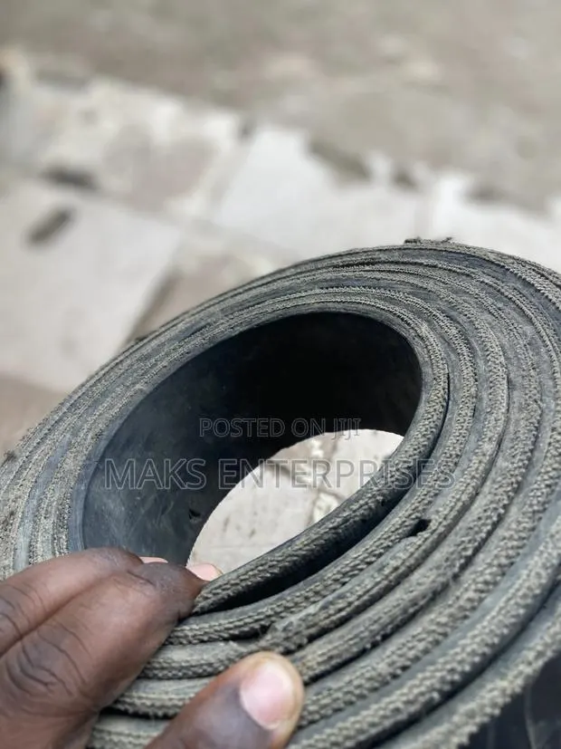 Black Belt for Farming and Industrial Machineries · Photo 1