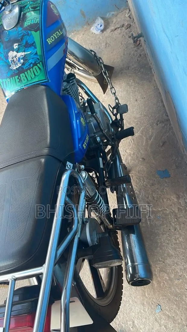 New Royal RY125 2026 Blue · Photo 1