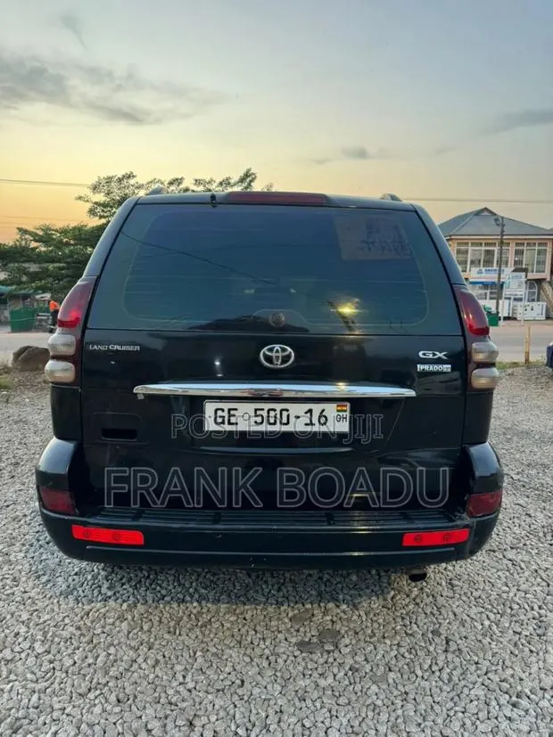 Toyota Land Cruiser Prado 2010 Black