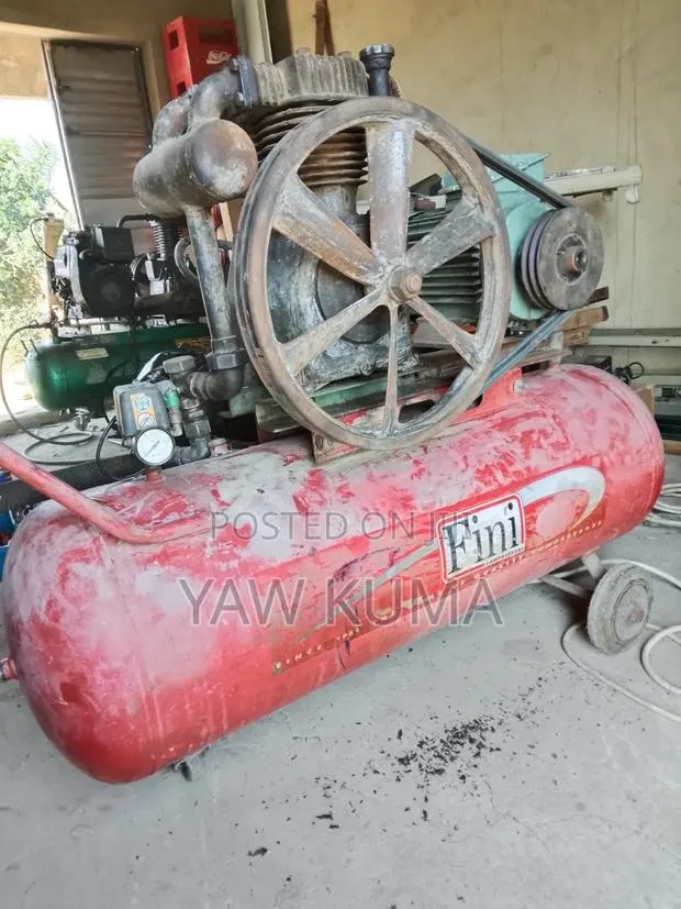 Air Compressor · Photo 1