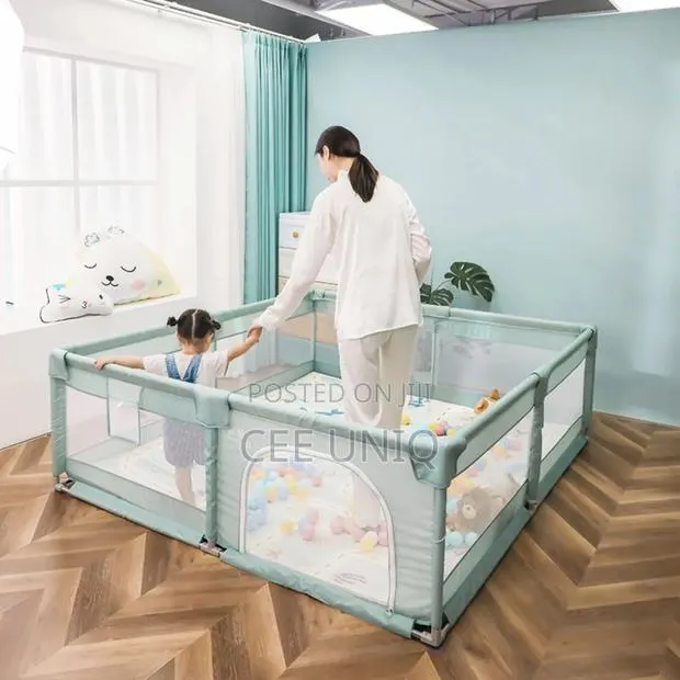 Playfence or Play Yard for Children · Photo 1