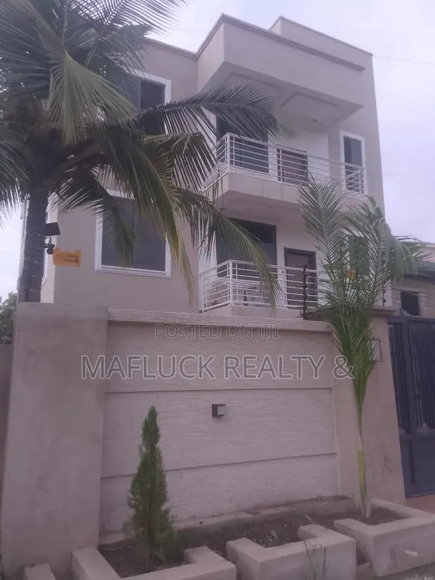 2bdrm Apartment in Lakeside Estate for rent · Photo 1