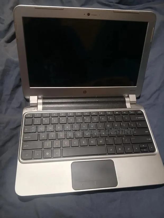 Laptop HP Pavilion DM1 4GB Intel HDD 500GB · Photo 1