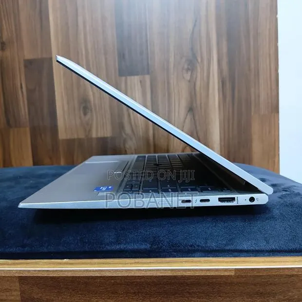 New Laptop HP EliteBook 745 G6 16GB AMD Ryzen 5 SSD 256GB · Photo 1