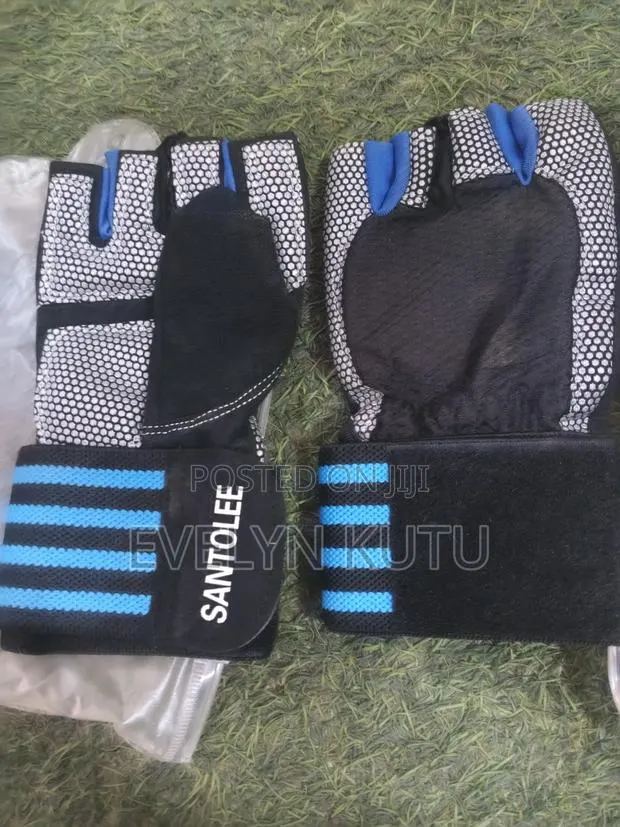 Gym Gloves · Photo 3