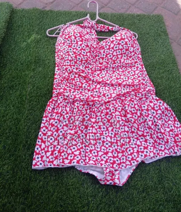 Ladies Bikin Dress · Photo 1