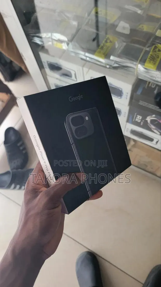 New Google Pixel 9 Pro Fold 256 GB Black · Photo 1