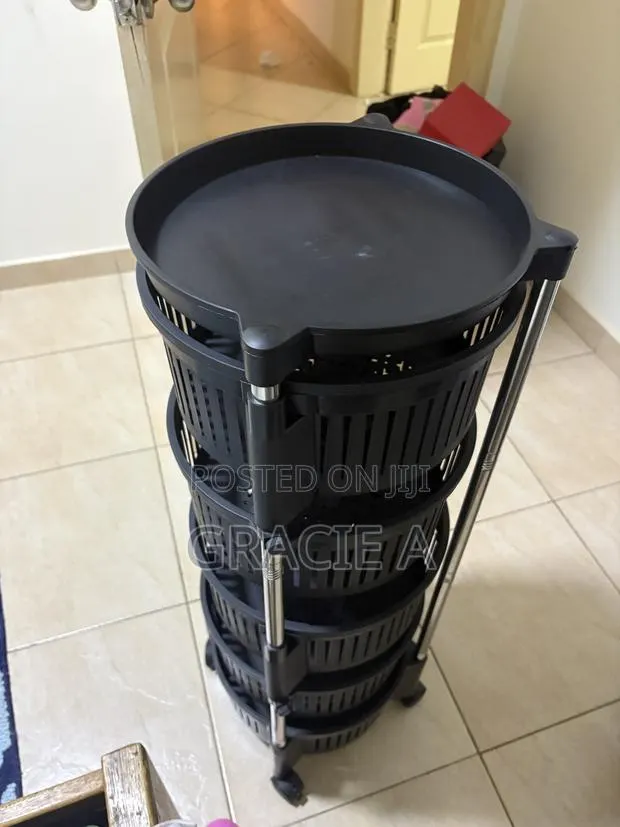5 Tier Plastic Trolley · Photo 3