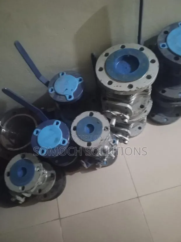 High-Pressure Flanged Ball Valves Durable Steel 2”–6” Sizes · Photo 1