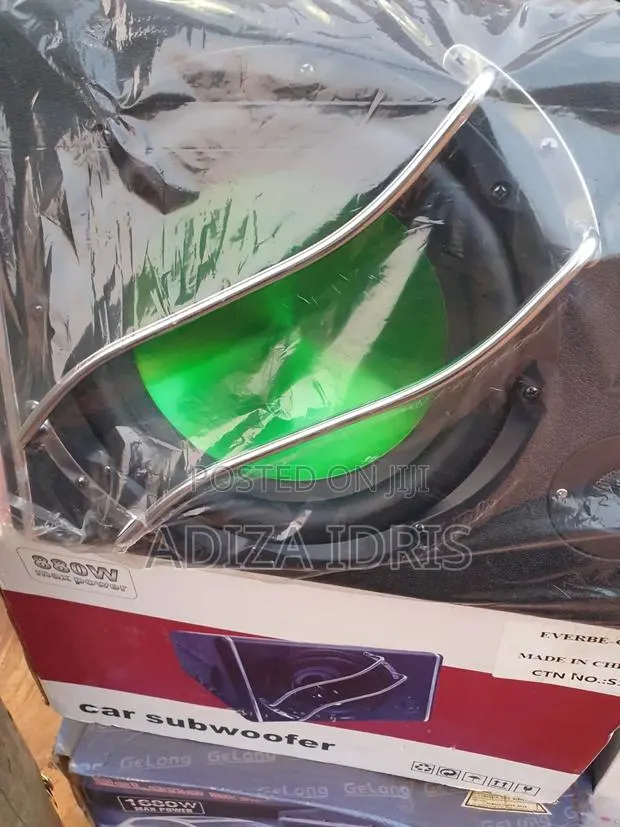 10 Inches Green Subwoofer · Photo 1