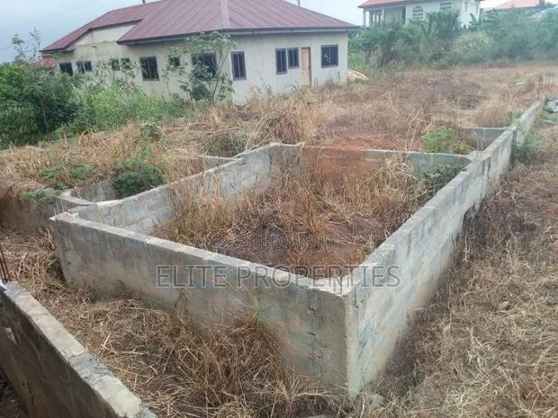 Half Plot of Land for Sale in Dodowa_Bawaleshie · Photo 1