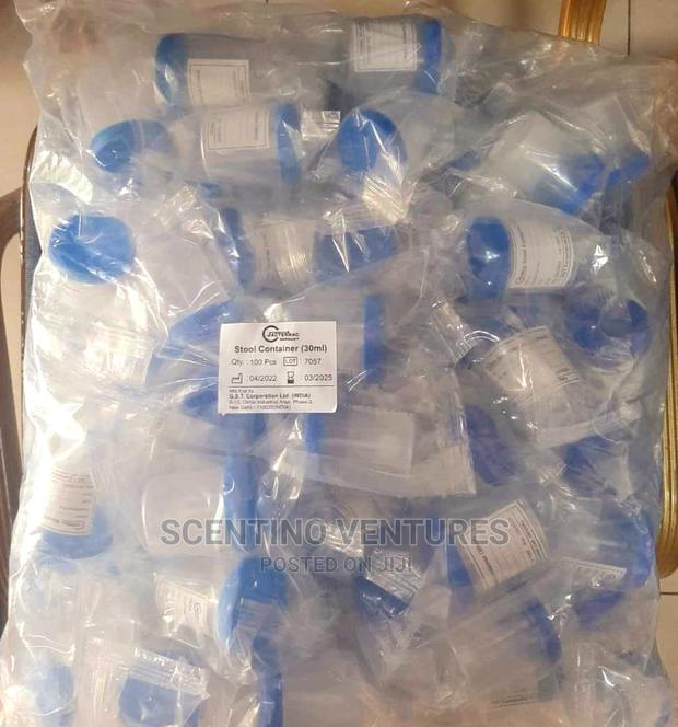 Stool Container (30ml) · Photo 2