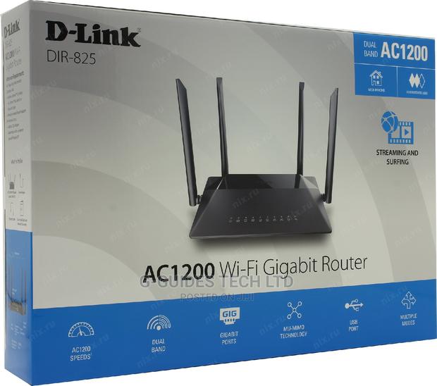 D-Link Ac1200 Dual Band Gigabit Wi-Fi Router Dir-825m · Photo 4