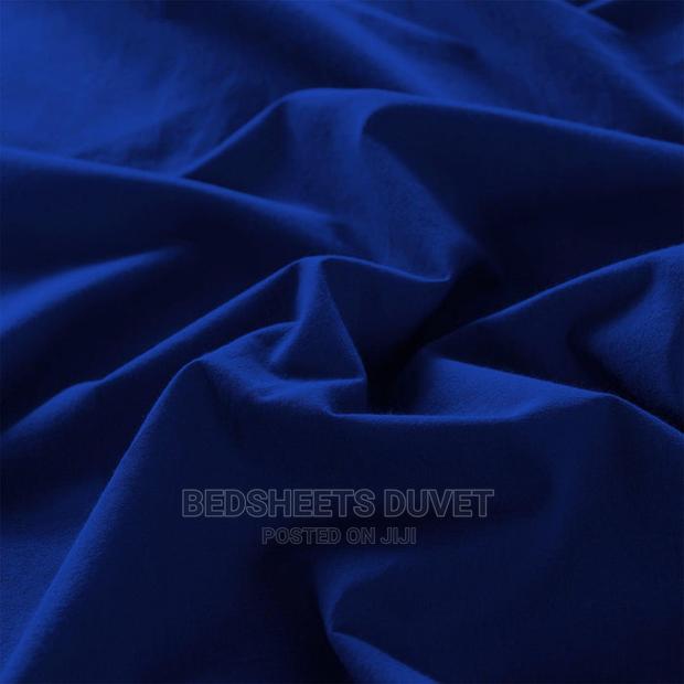 2 Bedsheets and 4 Pillow Cases · Photo 2