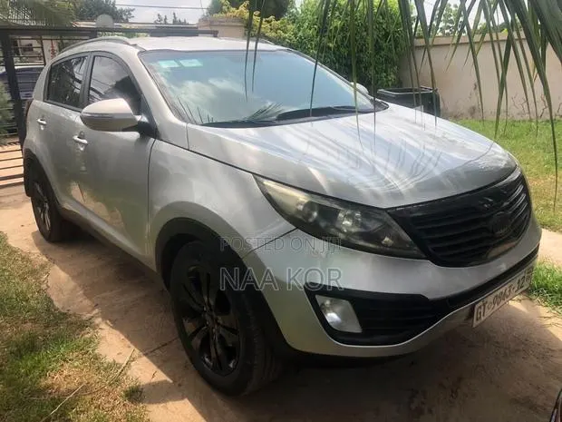 Kia Sportage SX 4dr SUV AWD (2.0L 4cyl 6A) 2012 Silver · Photo 1