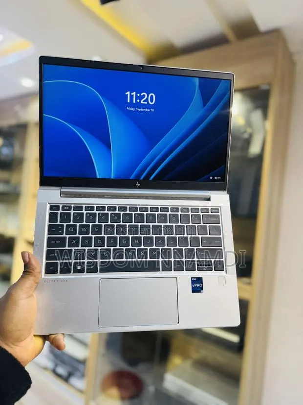 Laptop HP EliteBook 640 G9 16GB Intel Core i5 SSD 256GB · Photo 1