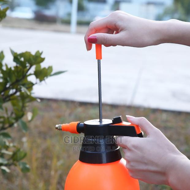 2l Bottle Sprayer · Photo 2