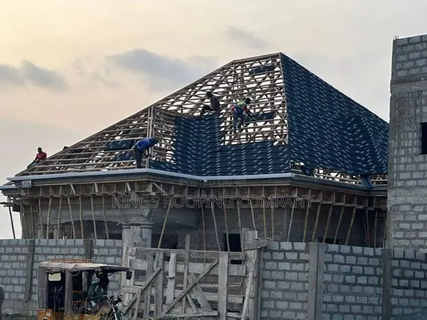 Alu-Zinc Roofing With (Stone_coated) · Photo 1