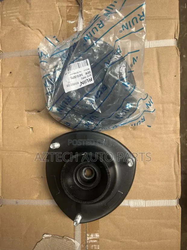 Hyundai Tucson 2005 2006 2007 2008 2009 Shock Top Mount (Pair) · Photo 1