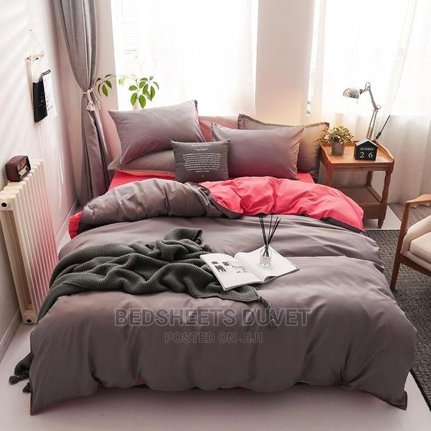6 PCS Reversible Duvet Cover Set · Photo 1