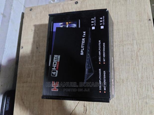 4 Port Hdmi Splitter · Photo 1