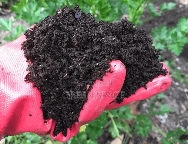 Organic Compost · Photo 1