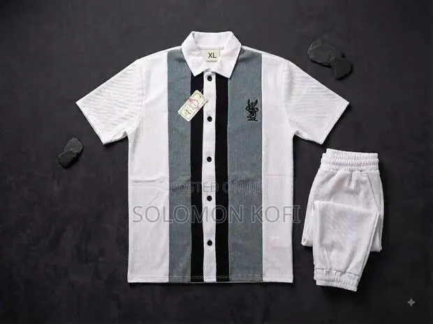 Unisex Clothes · Photo 1