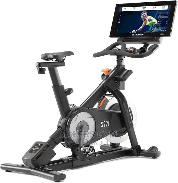 Exercise Bike Nordictrack Commercial S22i Studio Cycle · Photo 2