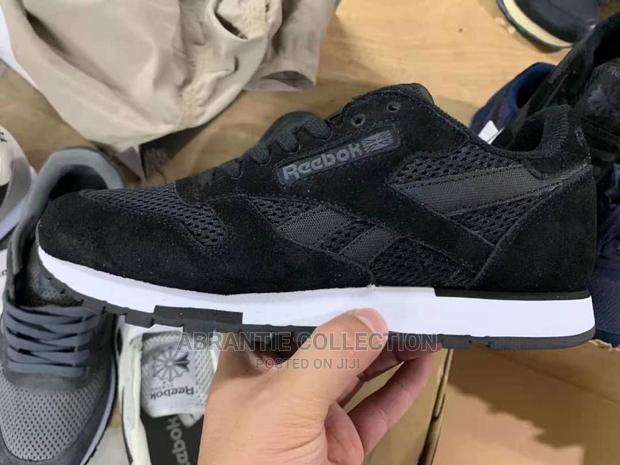Reebok Classic Sneaker · Photo 3