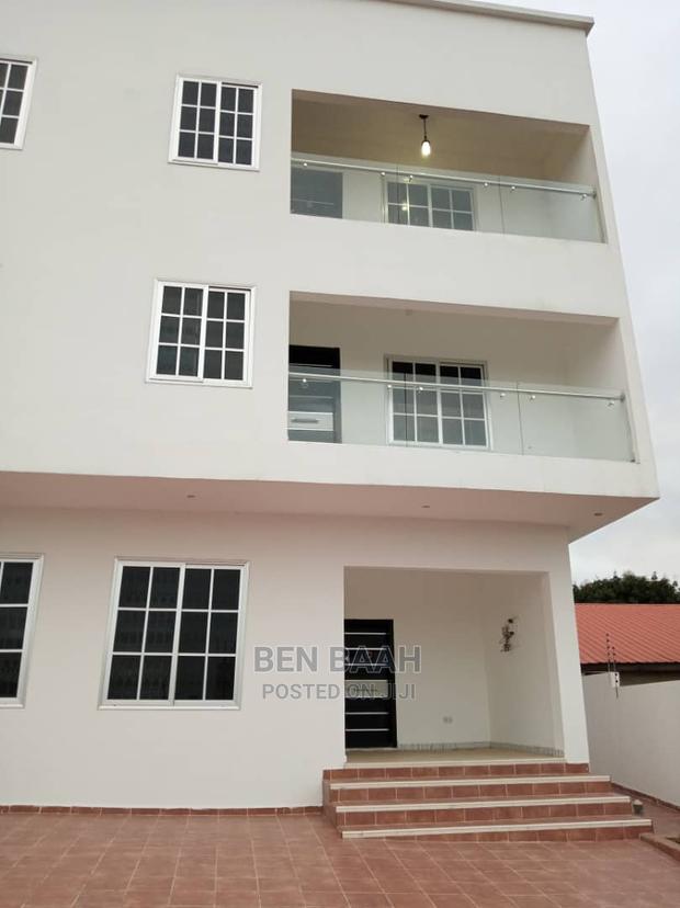 4bdrm Duplex in Ben Properties, Dome for rent · Photo 1