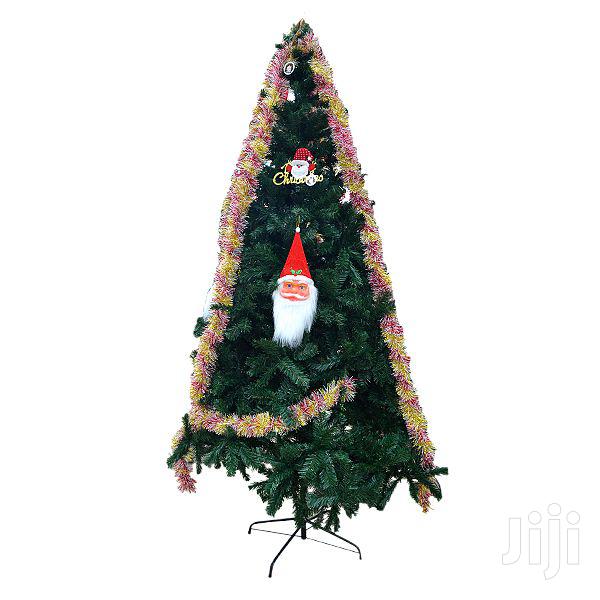 Christmas Tree ( 240cm ) · Photo 1