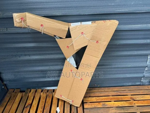 Toyota RAV4 13-19 Fender LH · Photo 1
