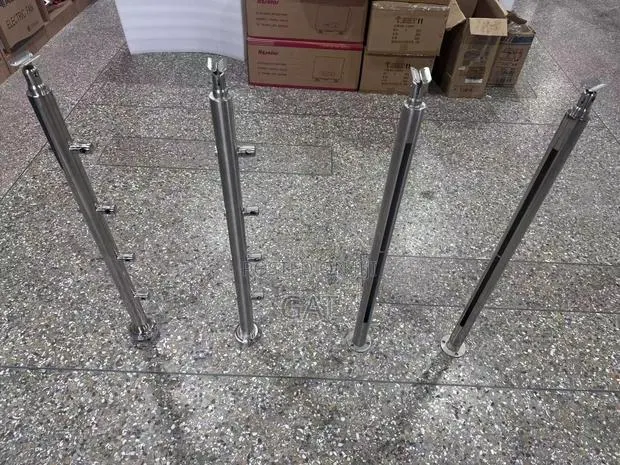 Stainless Steel Post · Photo 1