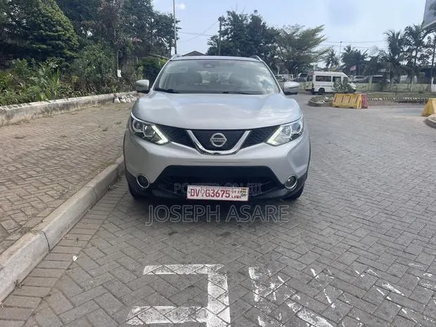 Nissan Rogue Sport 2020 · Photo 1