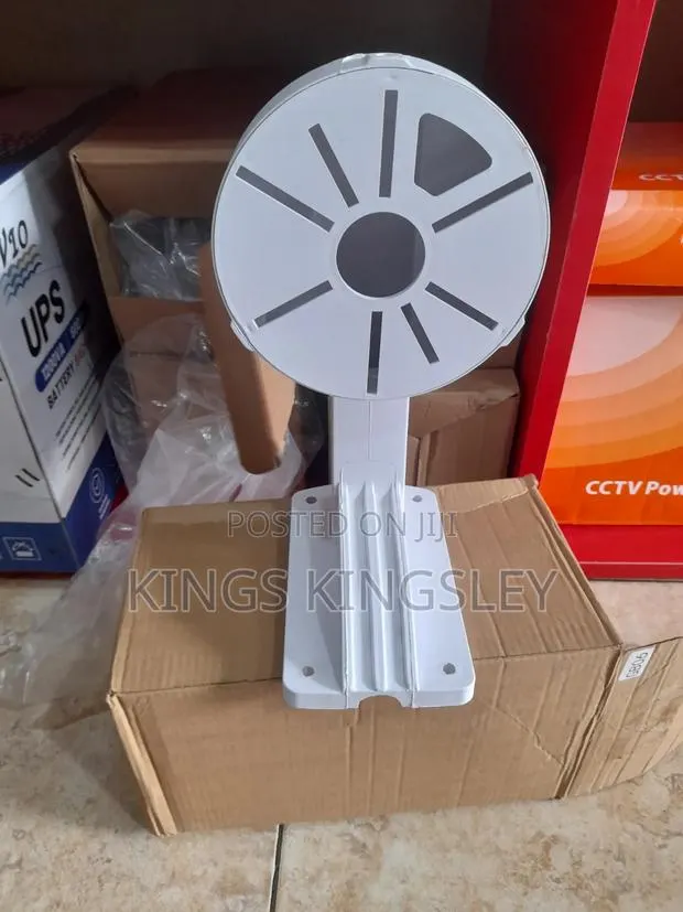 Big Camera Stand · Photo 1