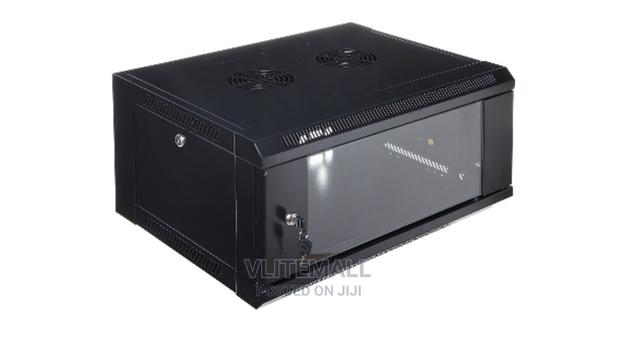 Truetec 4U Rack · Photo 1