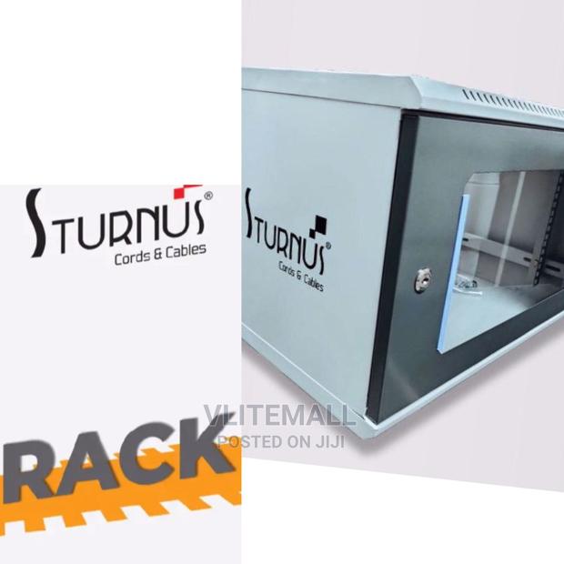 Sturnus 9U Rack · Photo 1