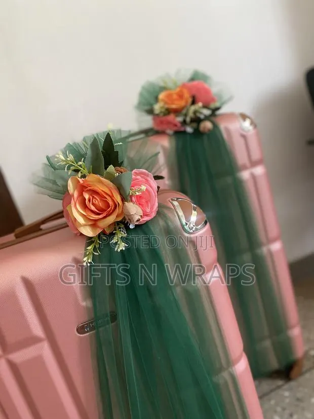 Engagement Wrapping · Photo 1