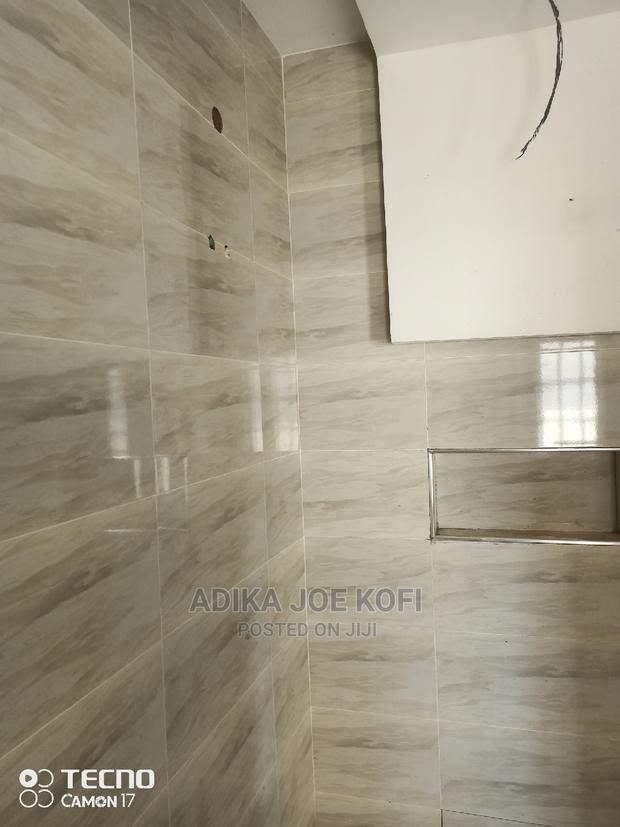 Professional Tilling Work · Photo 4