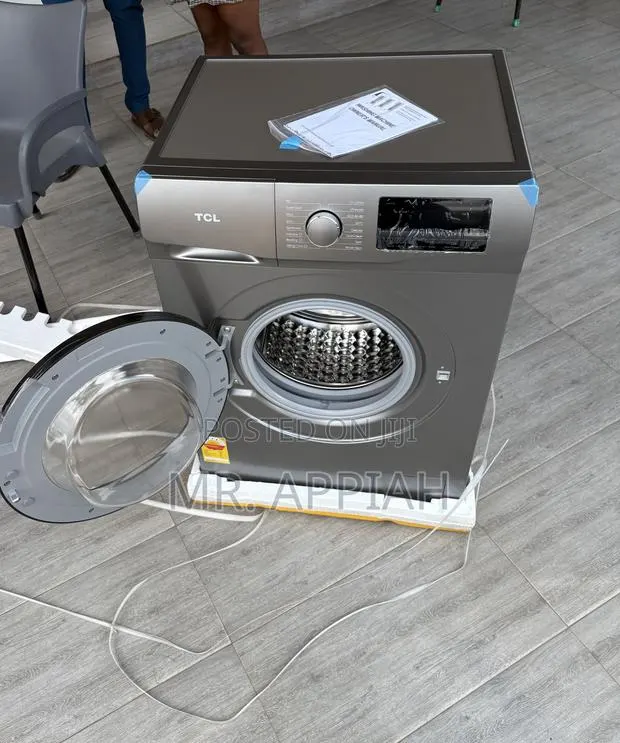 Powerful Washing TCL 10.5kg Front Load Washing Machine · Photo 1