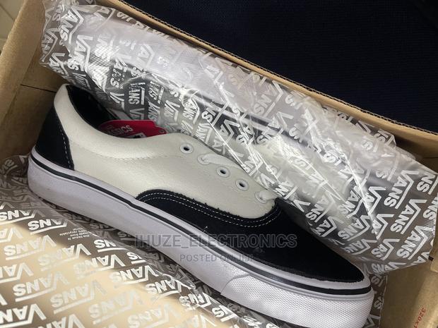 Original Vans Sneakers · Photo 2